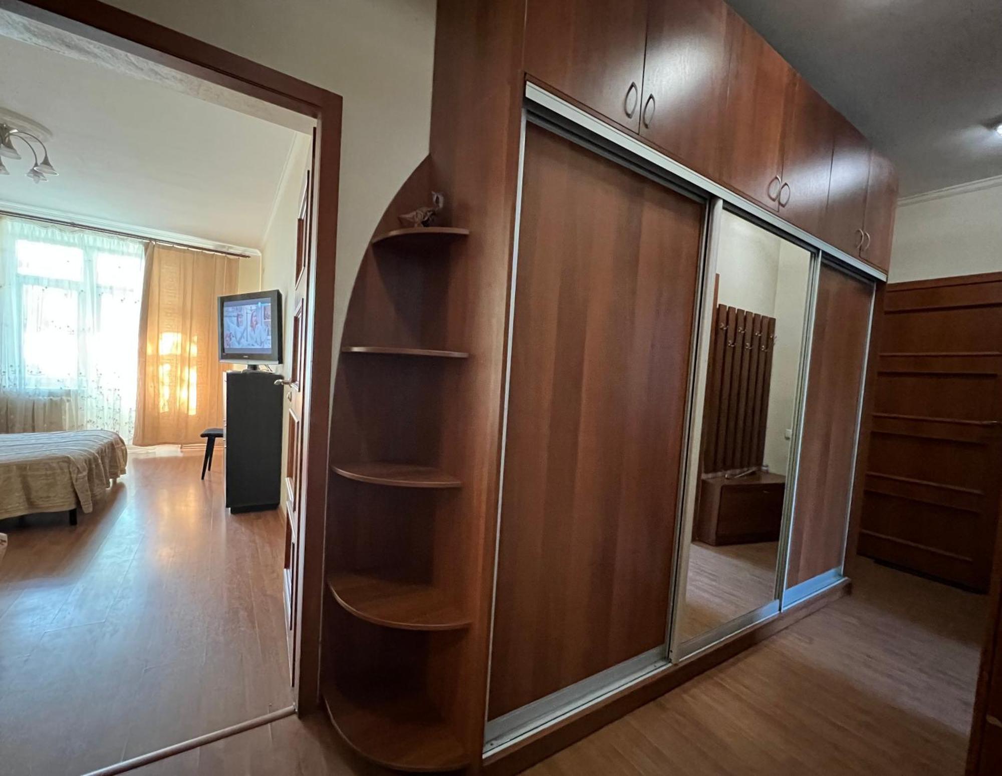 Apartment On Skorykovskyi Lane 4 Dnipro Exterior foto