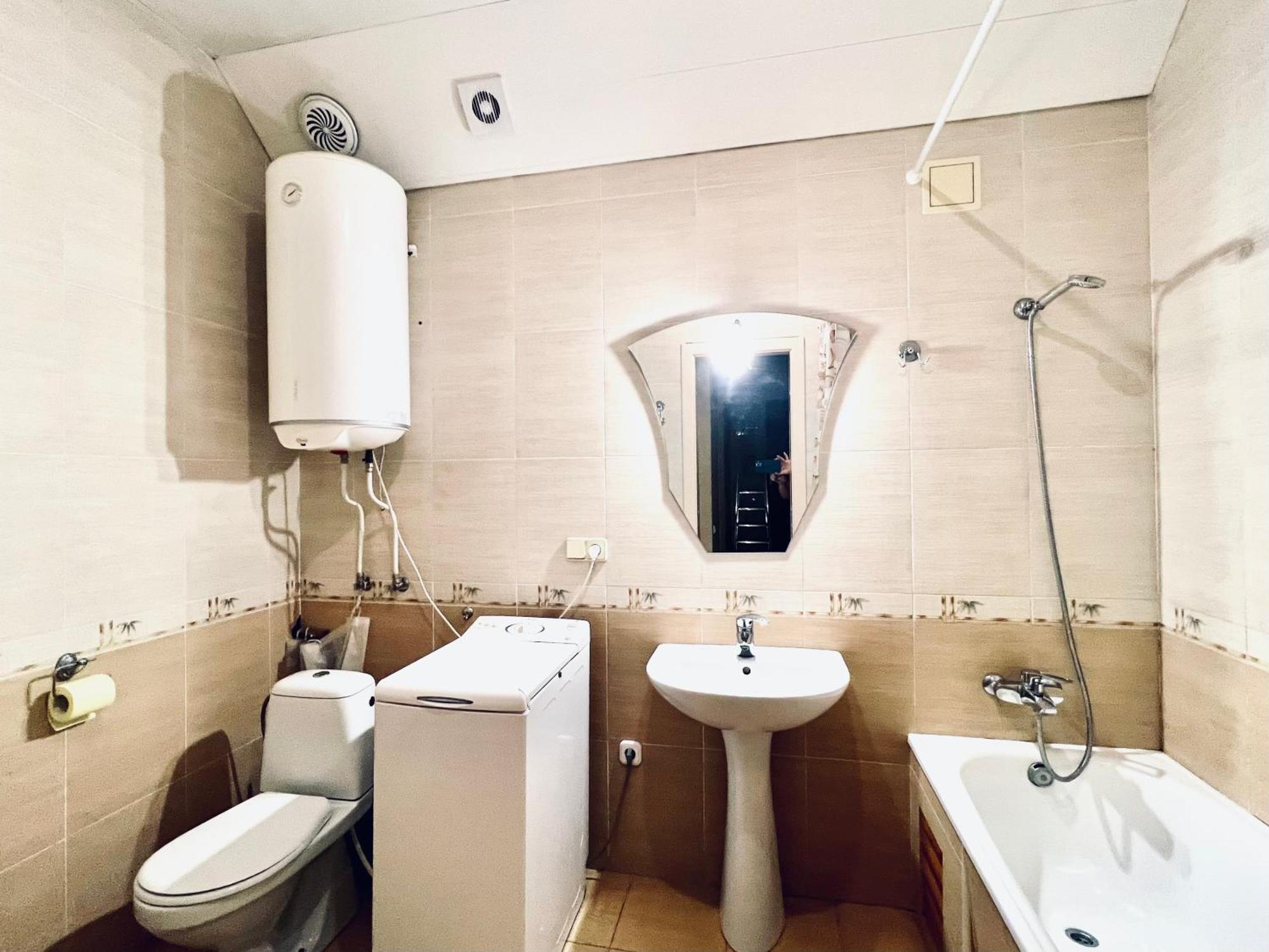 Apartment On Skorykovskyi Lane 4 Dnipro Exterior foto